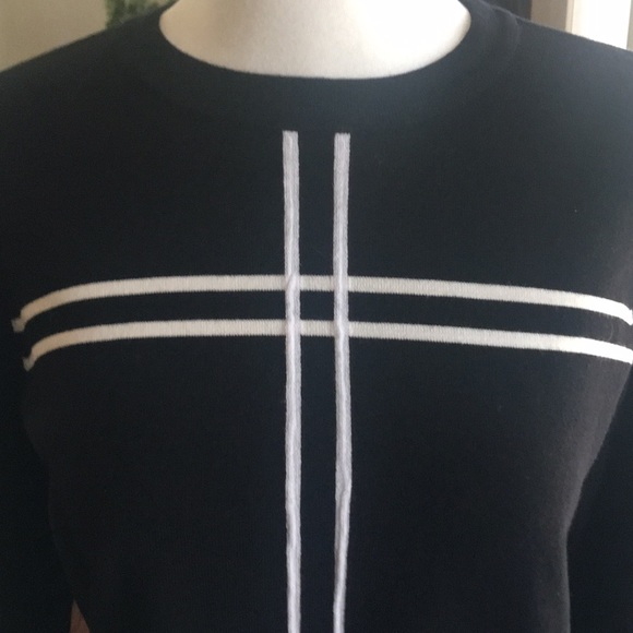 NWOT Alfani Black and White Sweater. - Picture 2 of 5